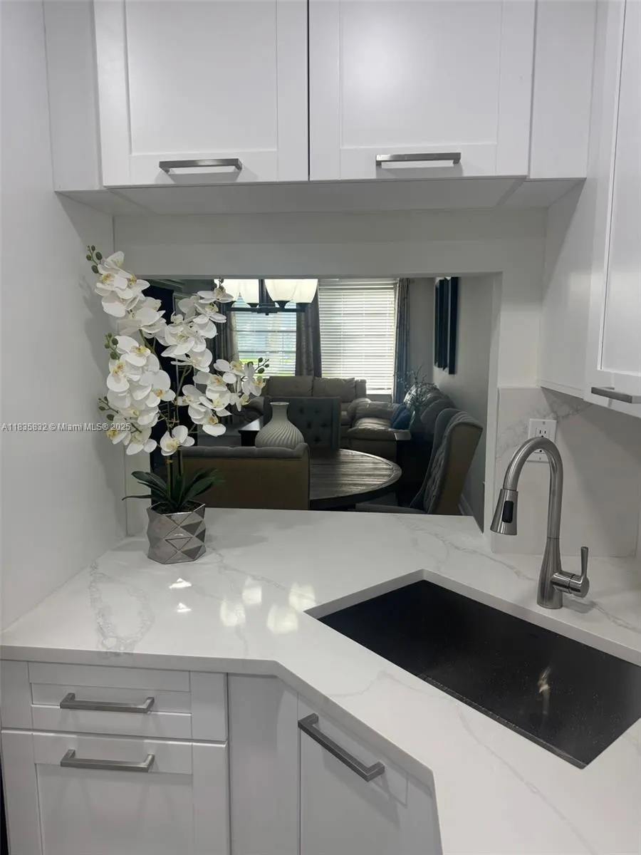 7480 NW 17th St, #103
