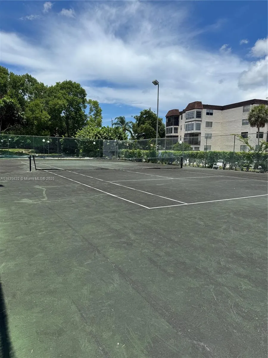 7480 NW 17th St, #103