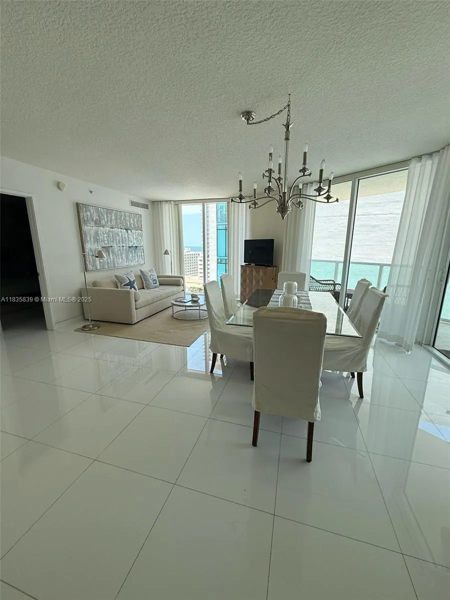 150 Sunny Isles Blvd, #1-1401