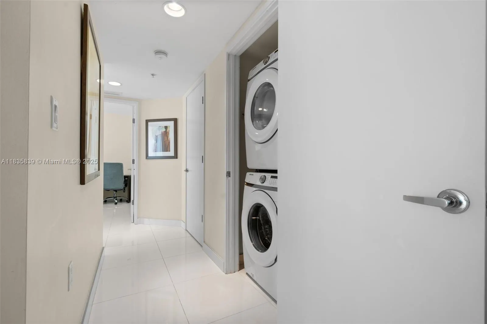 150 Sunny Isles Blvd, #1-1401