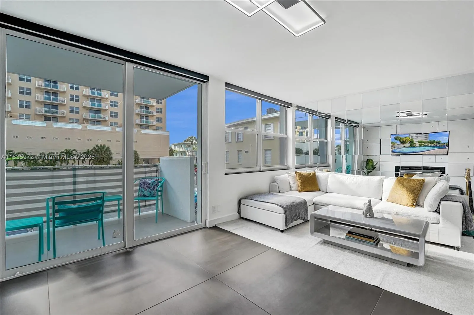 430 Golden Isles Dr, #201