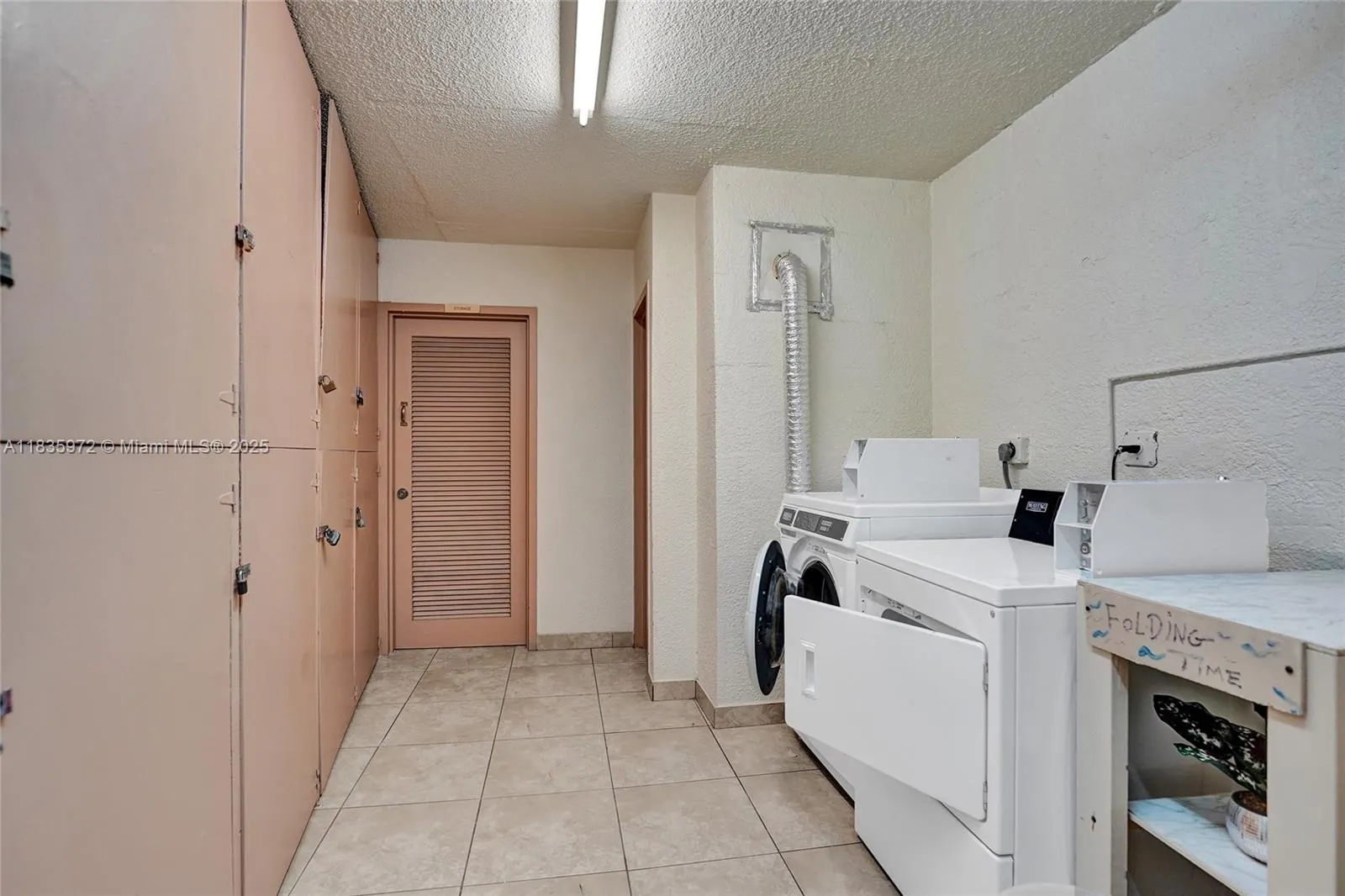 430 Golden Isles Dr, #201