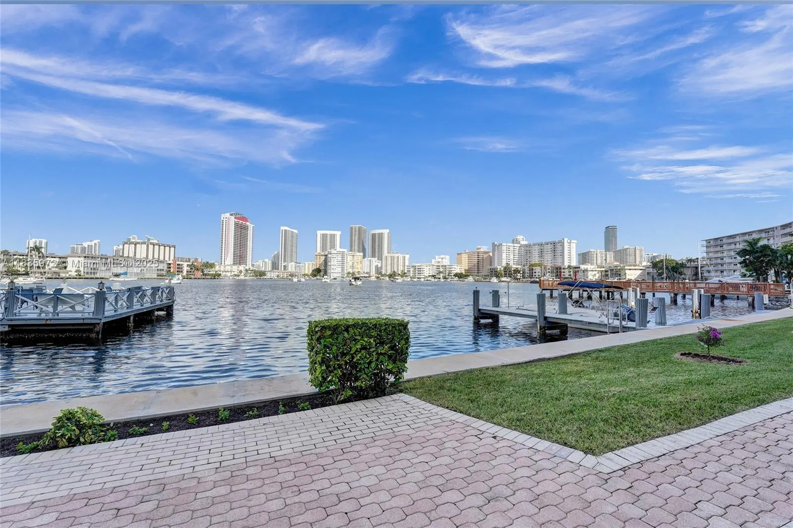 430 Golden Isles Dr, #201