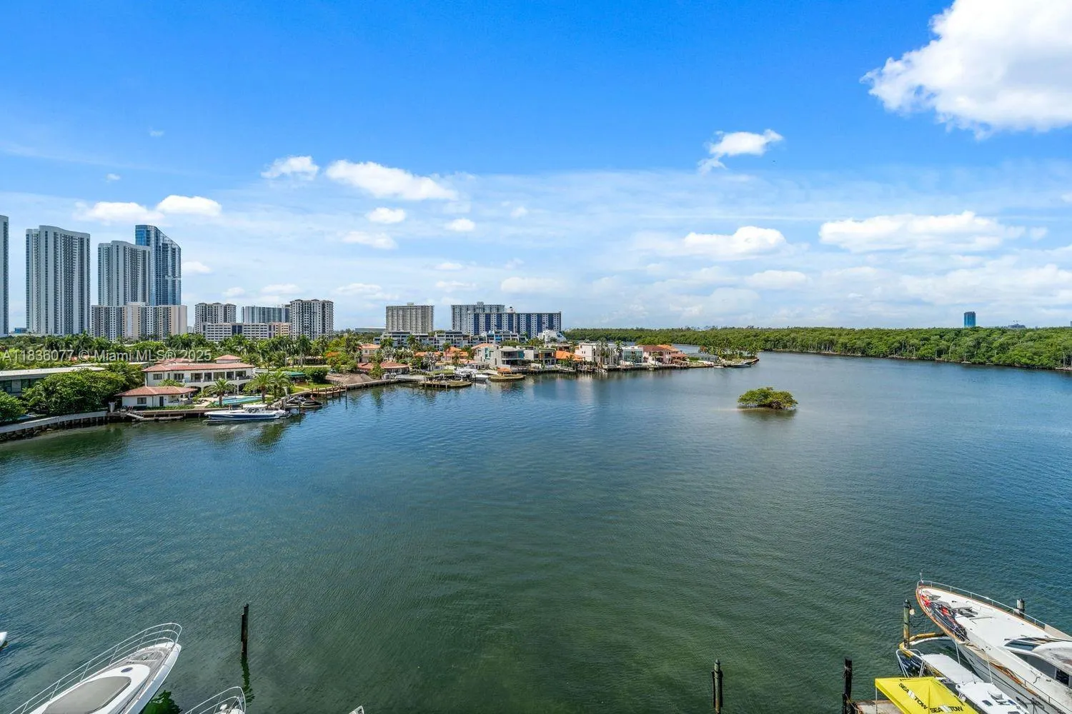 400 Sunny Isles Blvd, #616