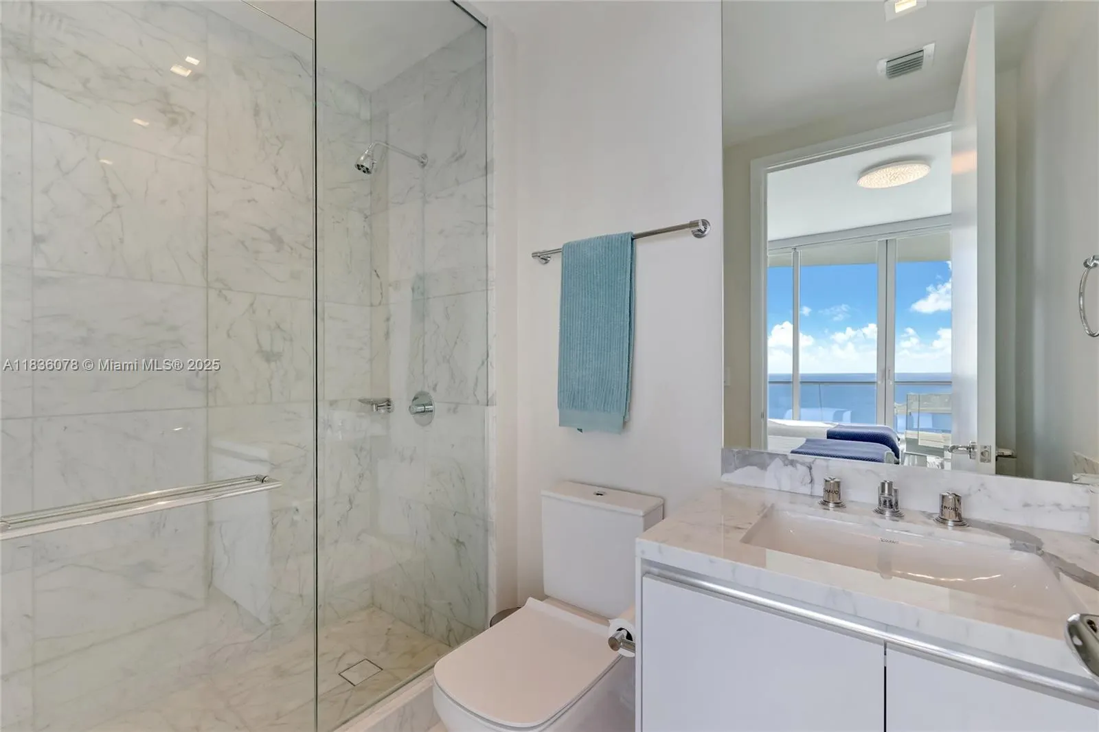 16901 Collins Ave, #2702