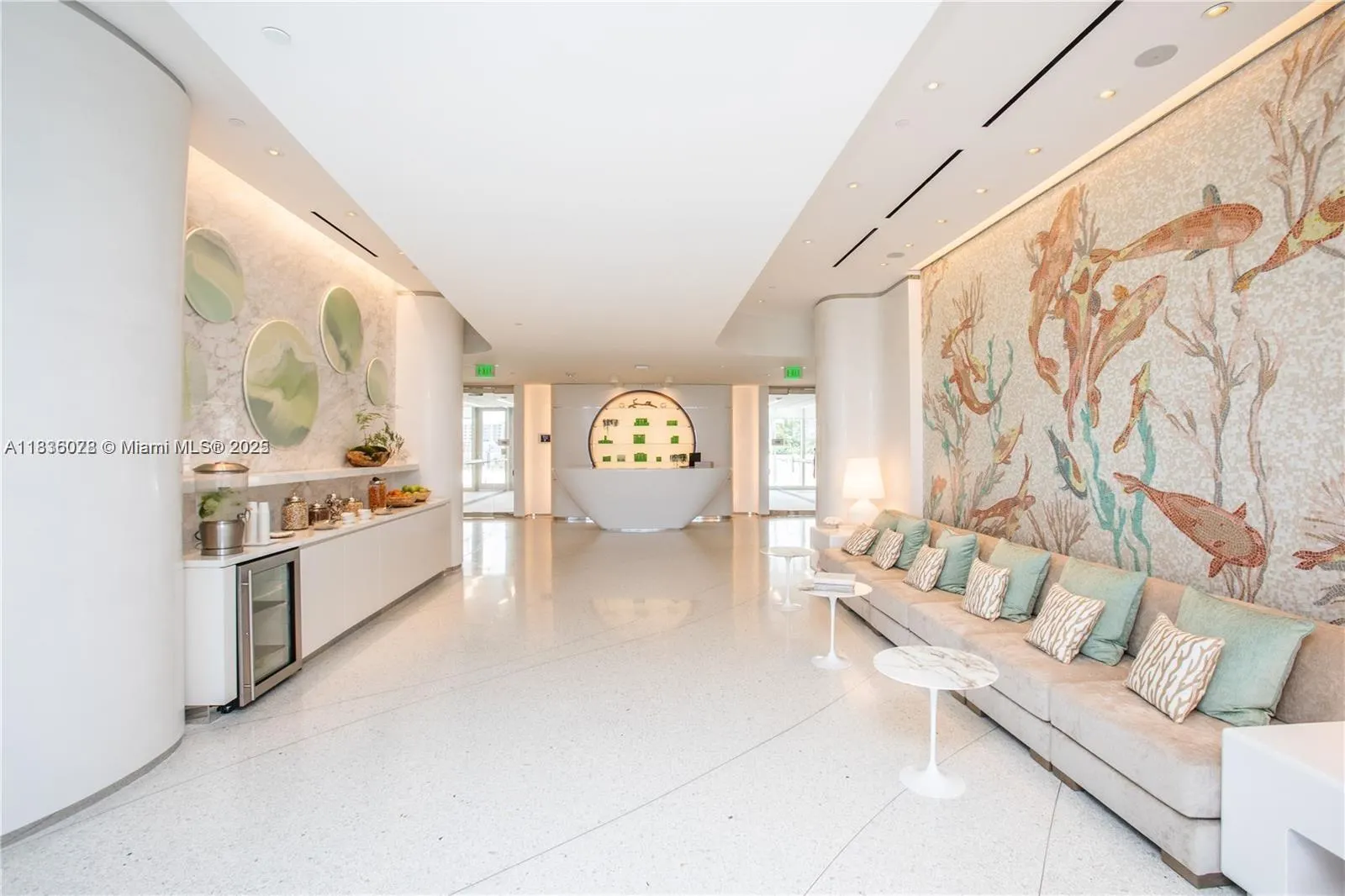 16901 Collins Ave, #2702