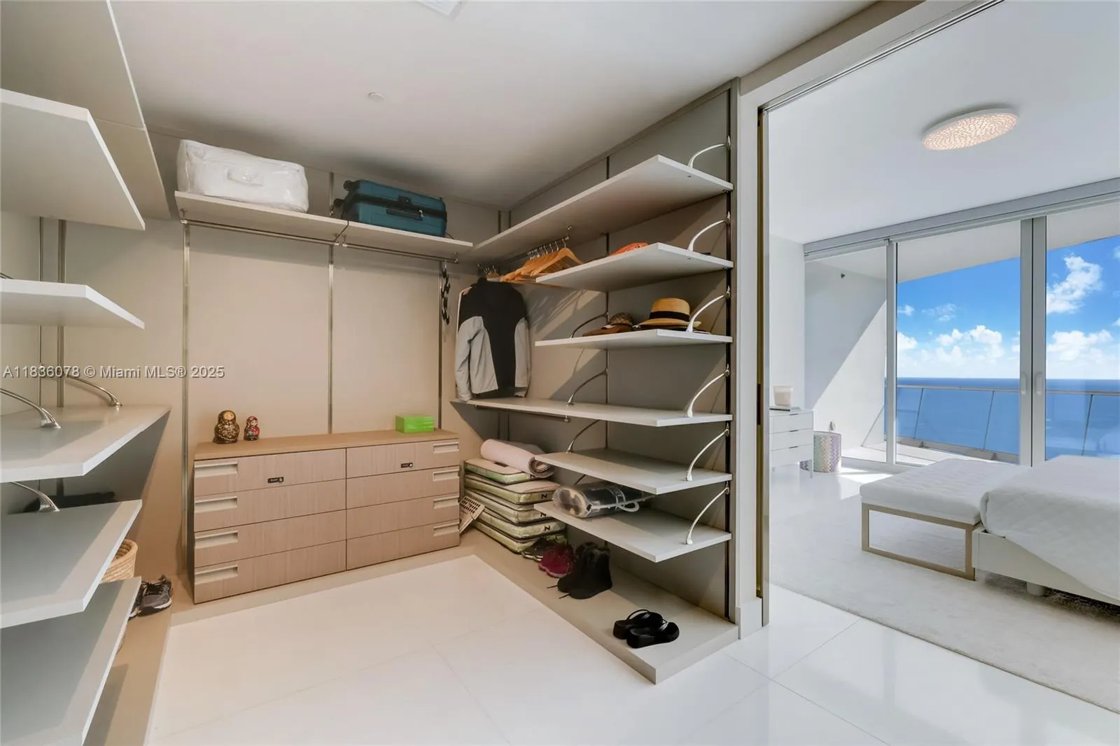 16901 Collins Ave, #2702