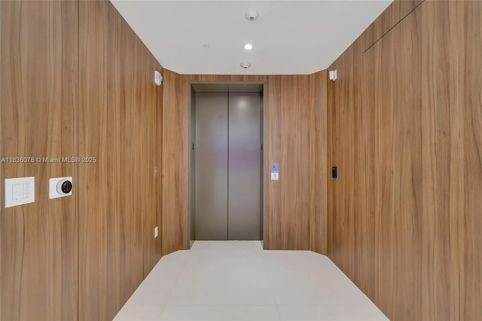 16901 Collins Ave, #2702