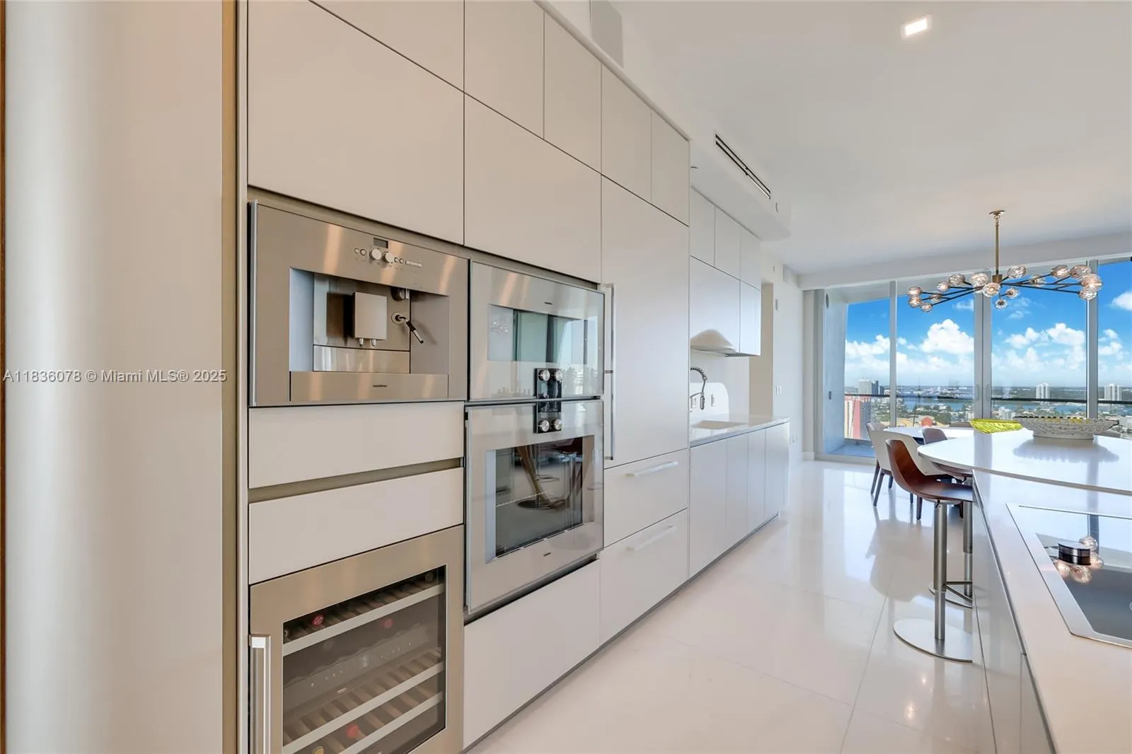 16901 Collins Ave, #2702