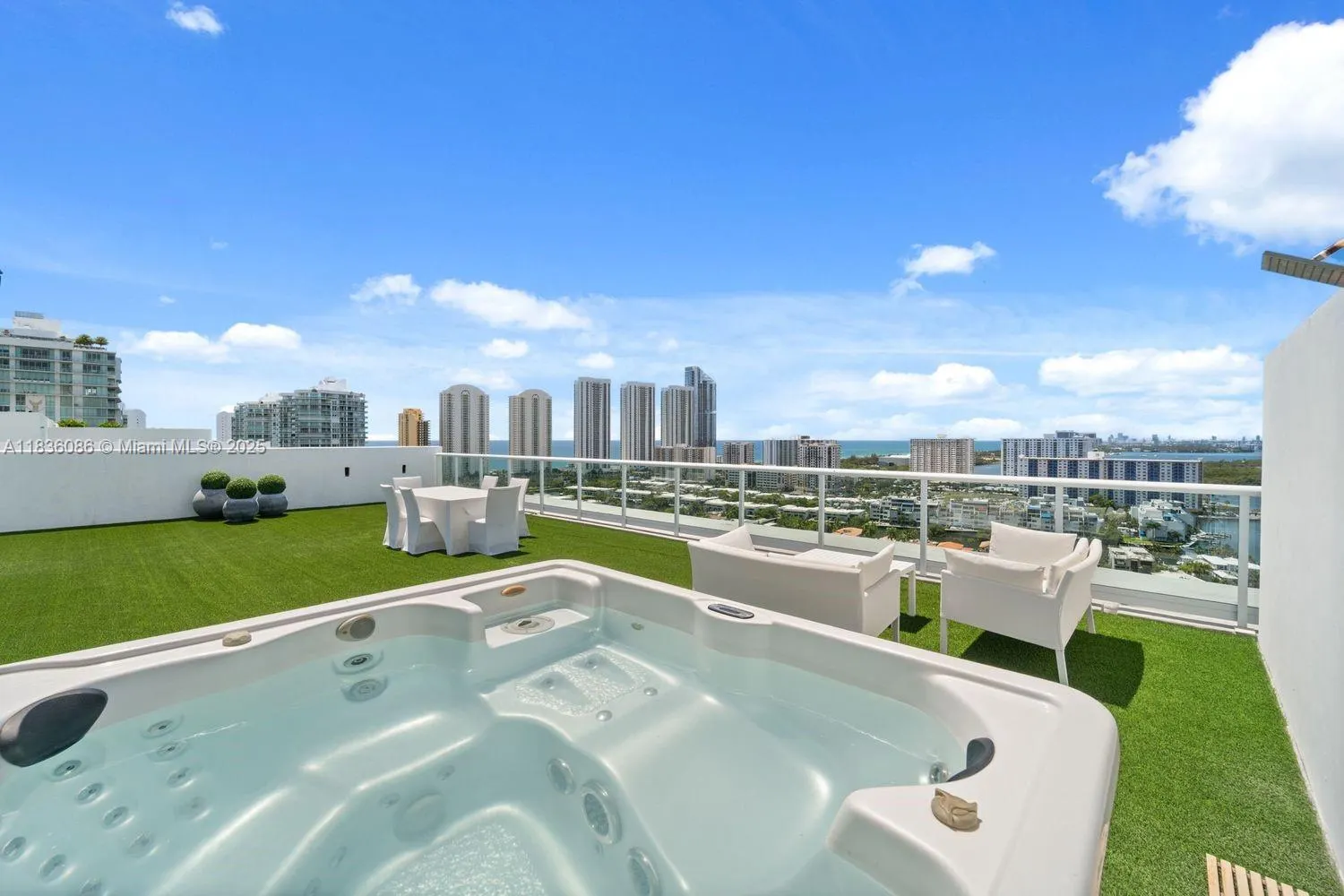 400 Sunny Isles Blvd, #2008