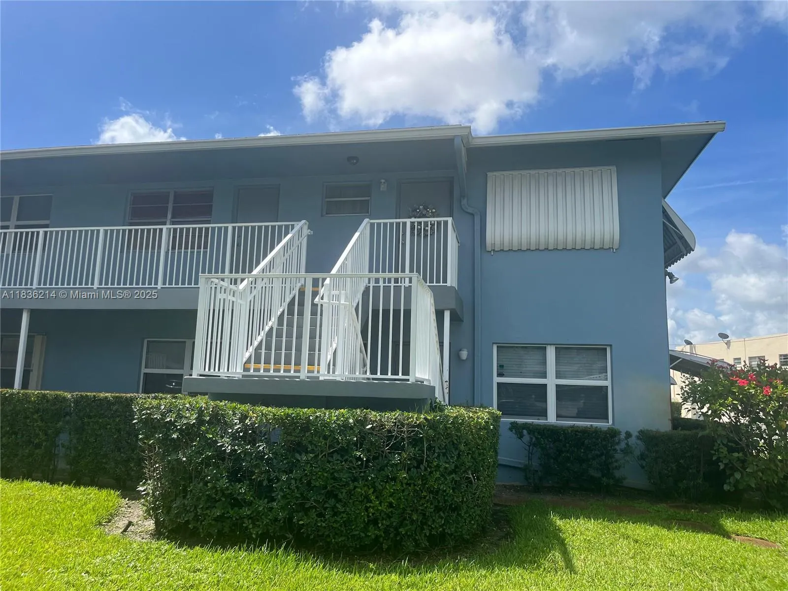 3856 S Cir Dr, #6