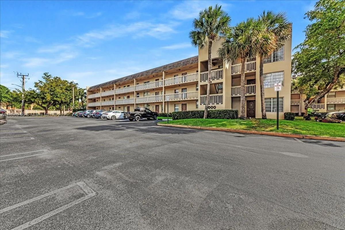 6000 NW 64th Ave, #303