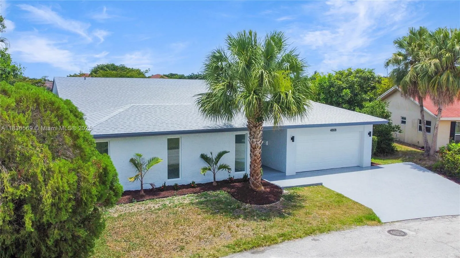4808 Mango Dr