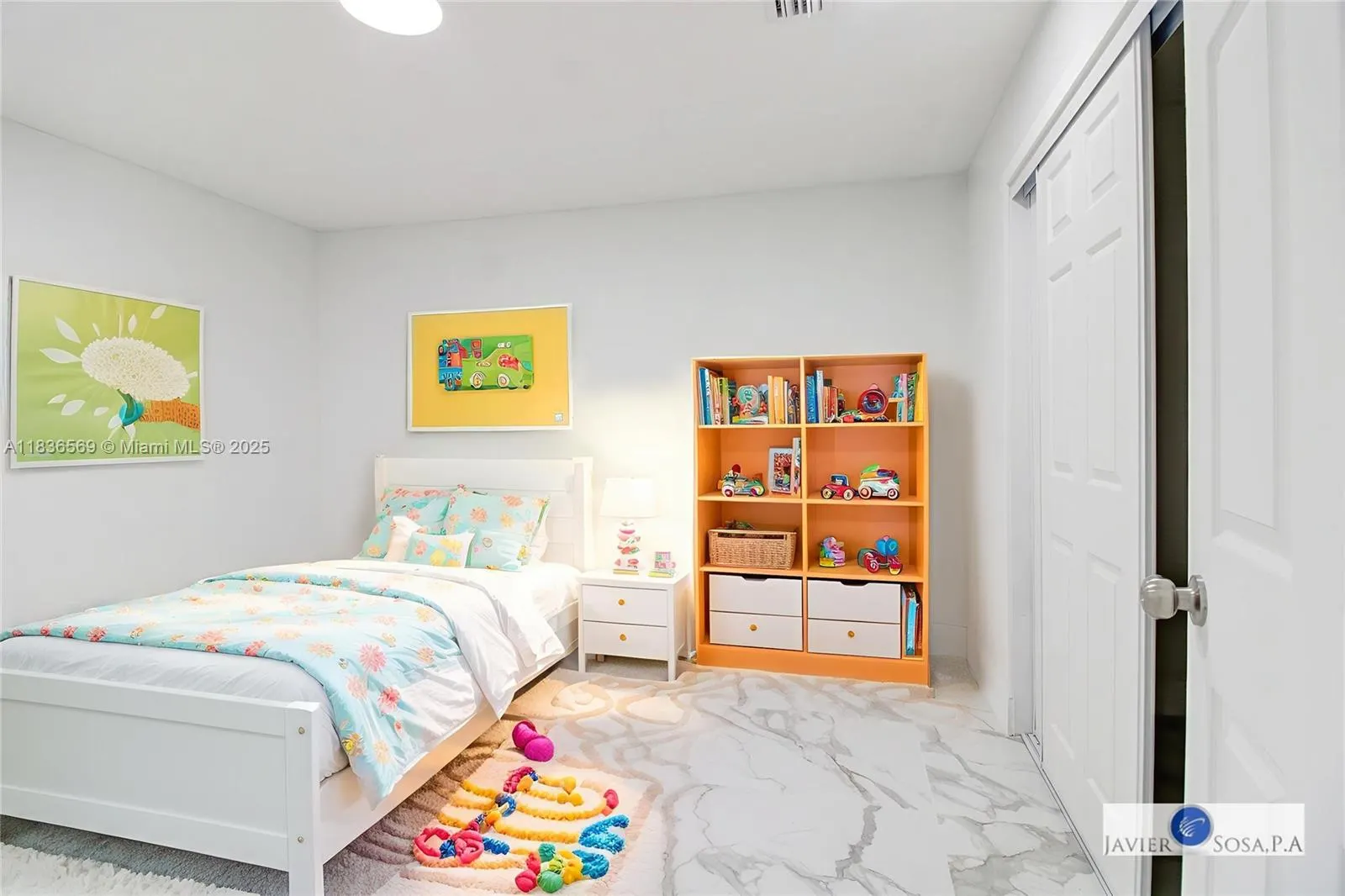 4808 Mango Dr