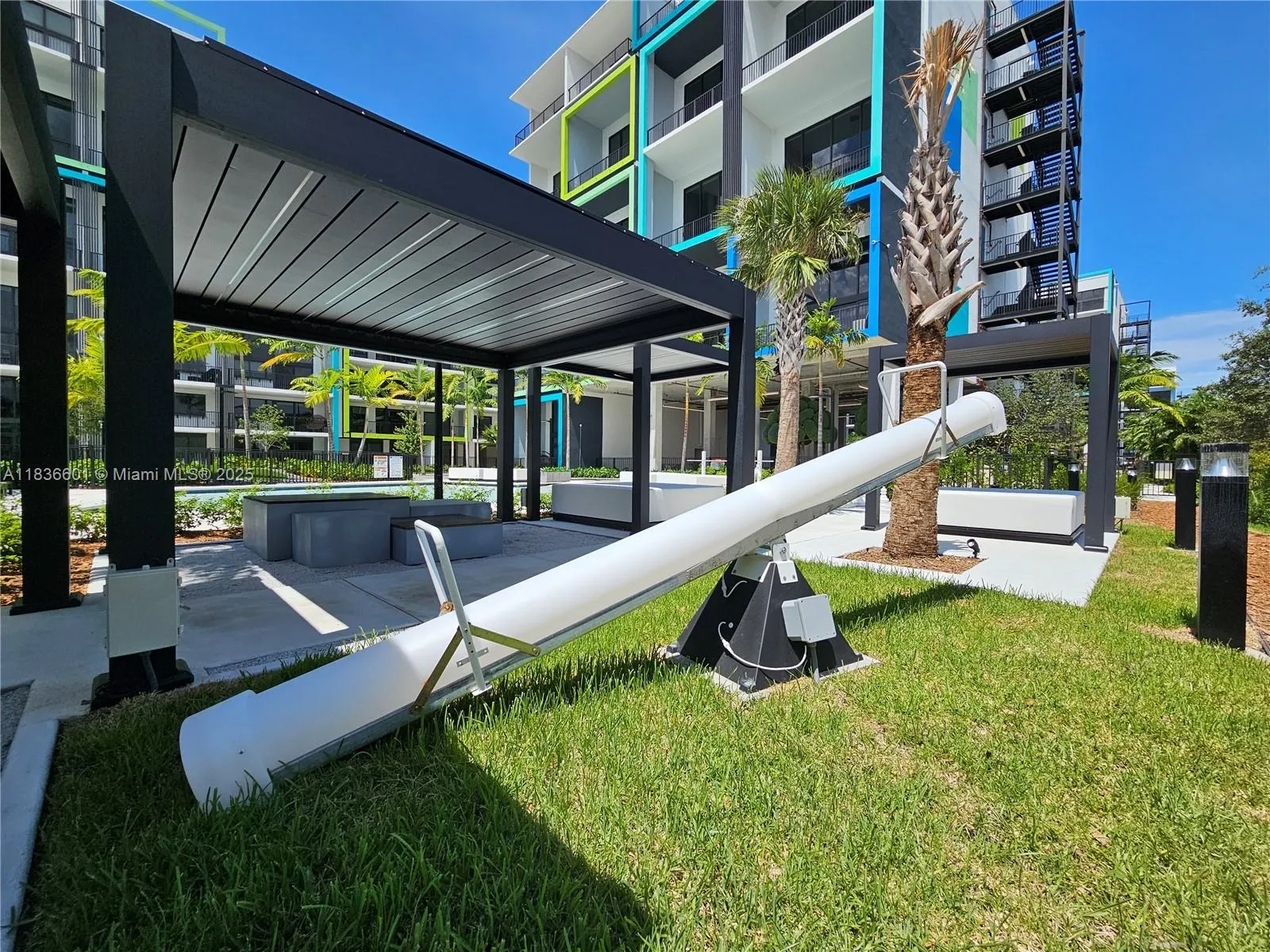 4400 Sunrise Blvd, #T-1