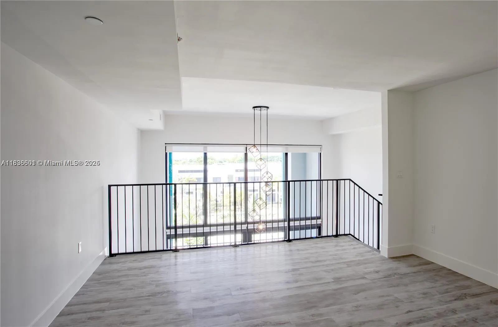 4400 Sunrise Blvd, #T-1