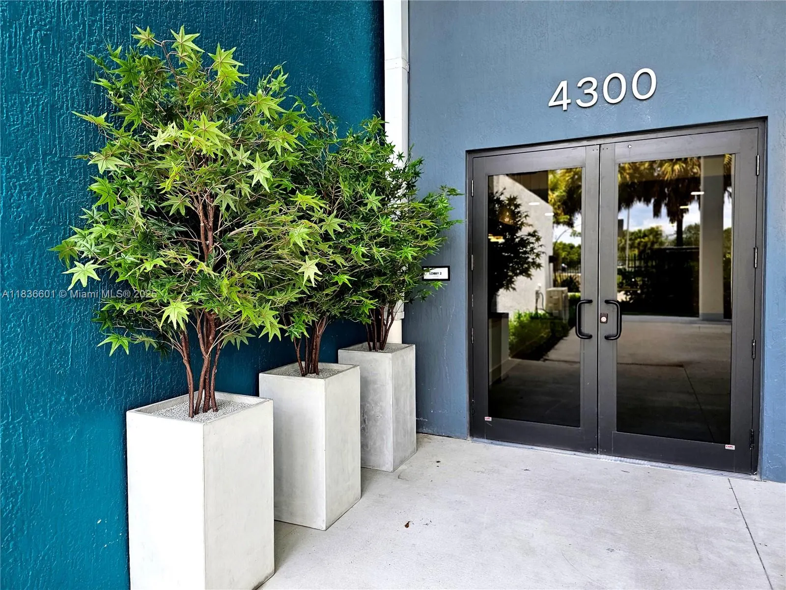 4400 Sunrise Blvd, #T-1