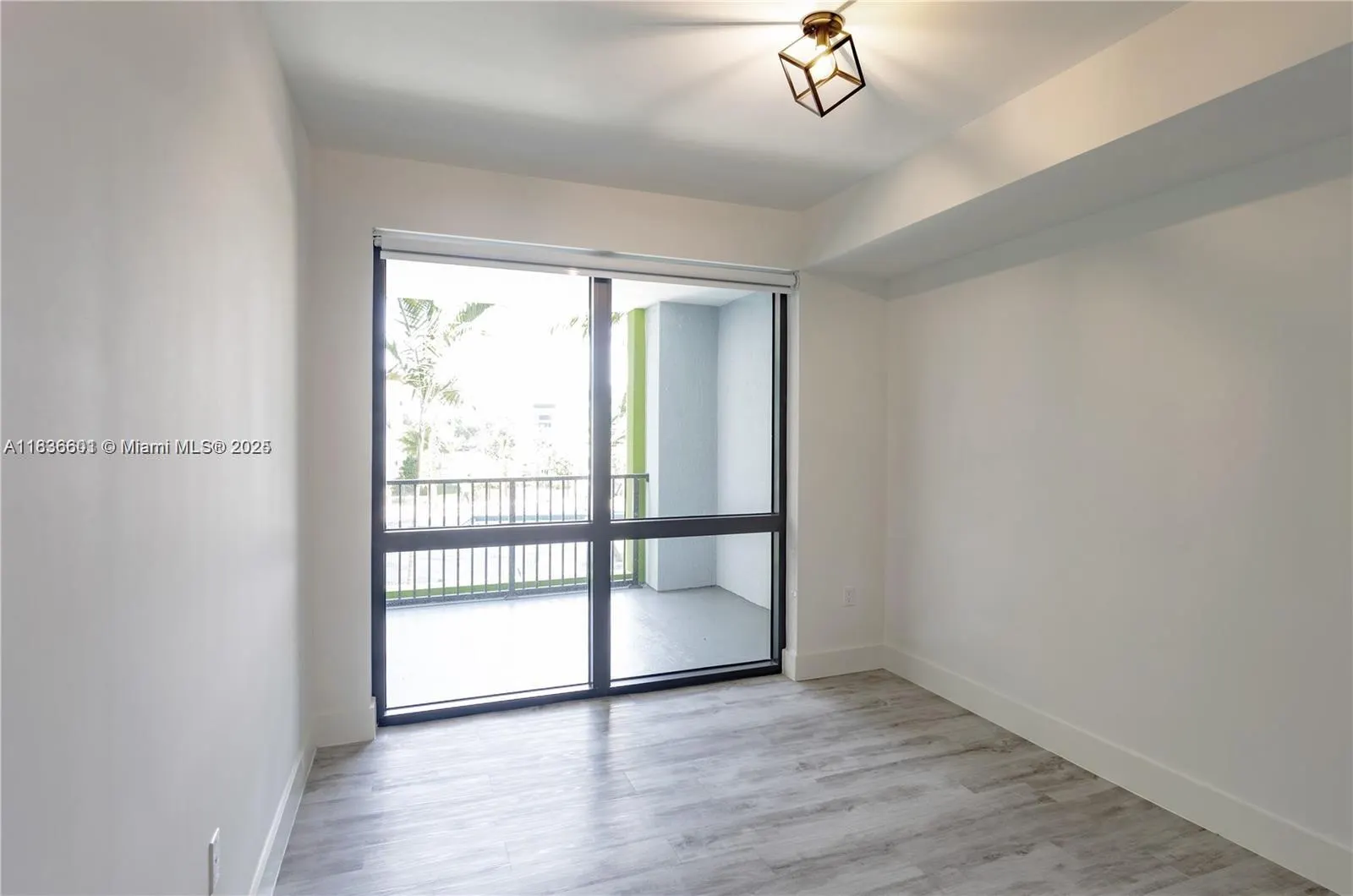 4400 Sunrise Blvd, #T-1