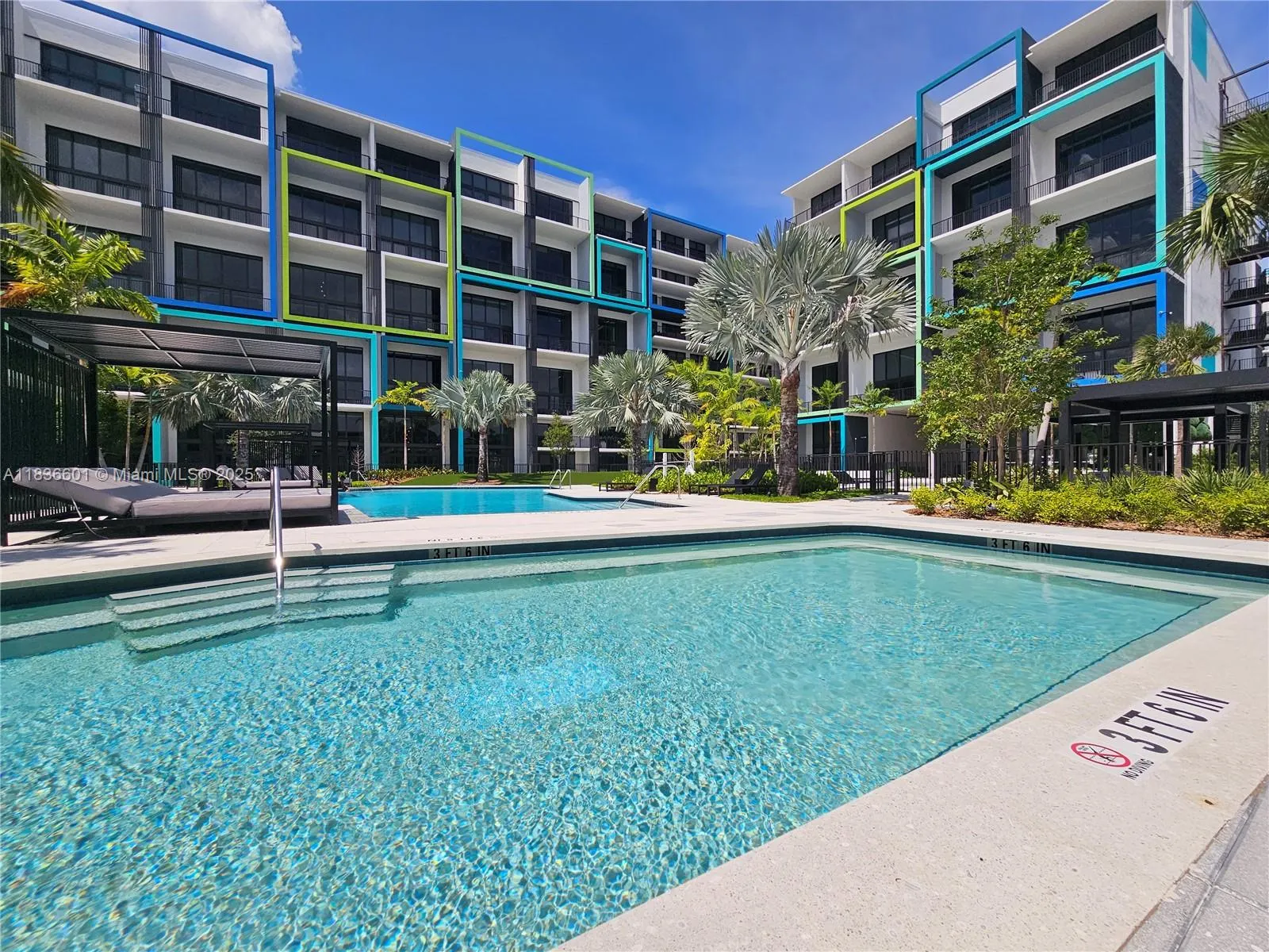 4400 Sunrise Blvd, #T-1