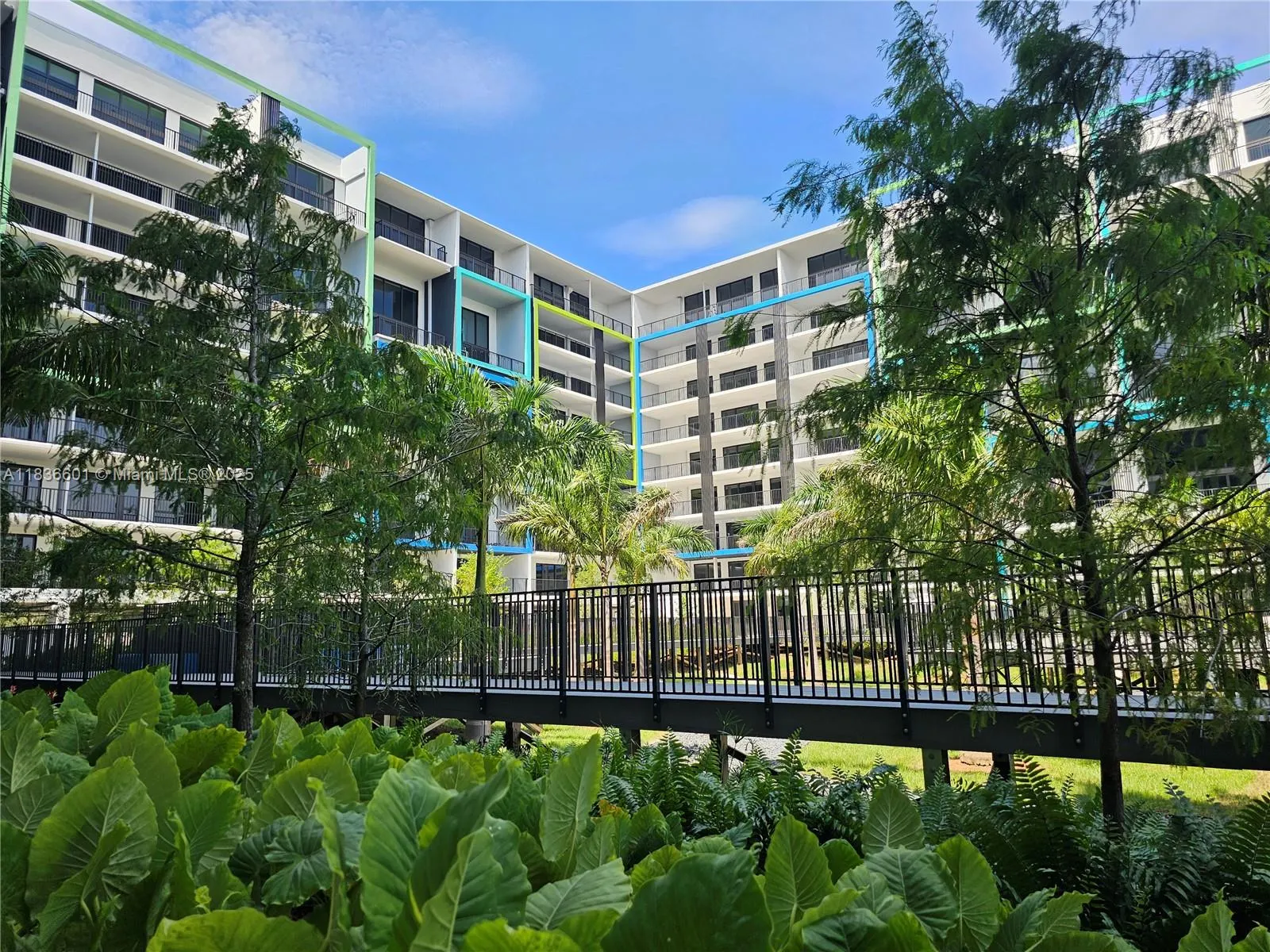 4400 Sunrise Blvd, #T-1