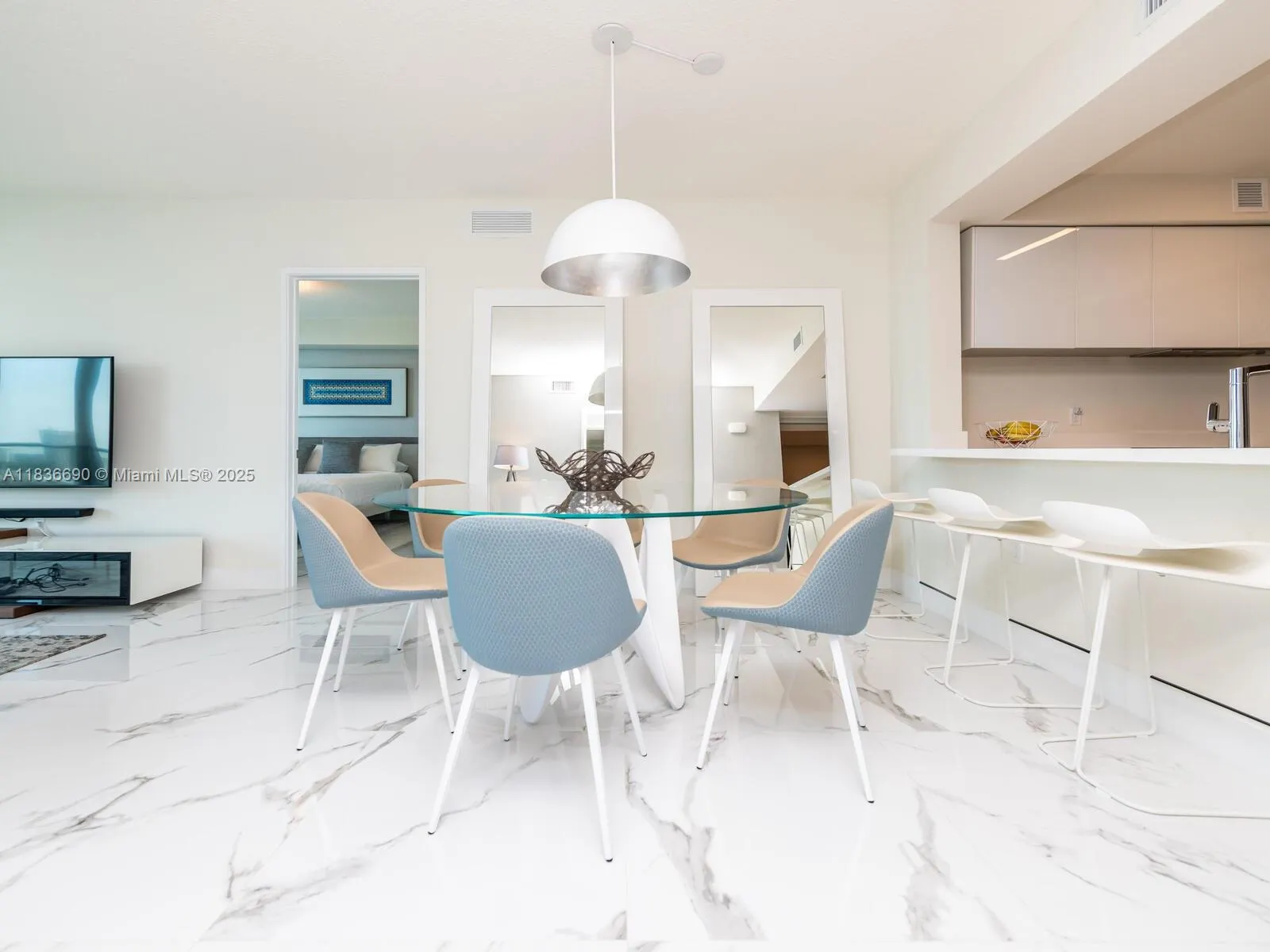 300 Sunny Isles Blvd, #5-1605