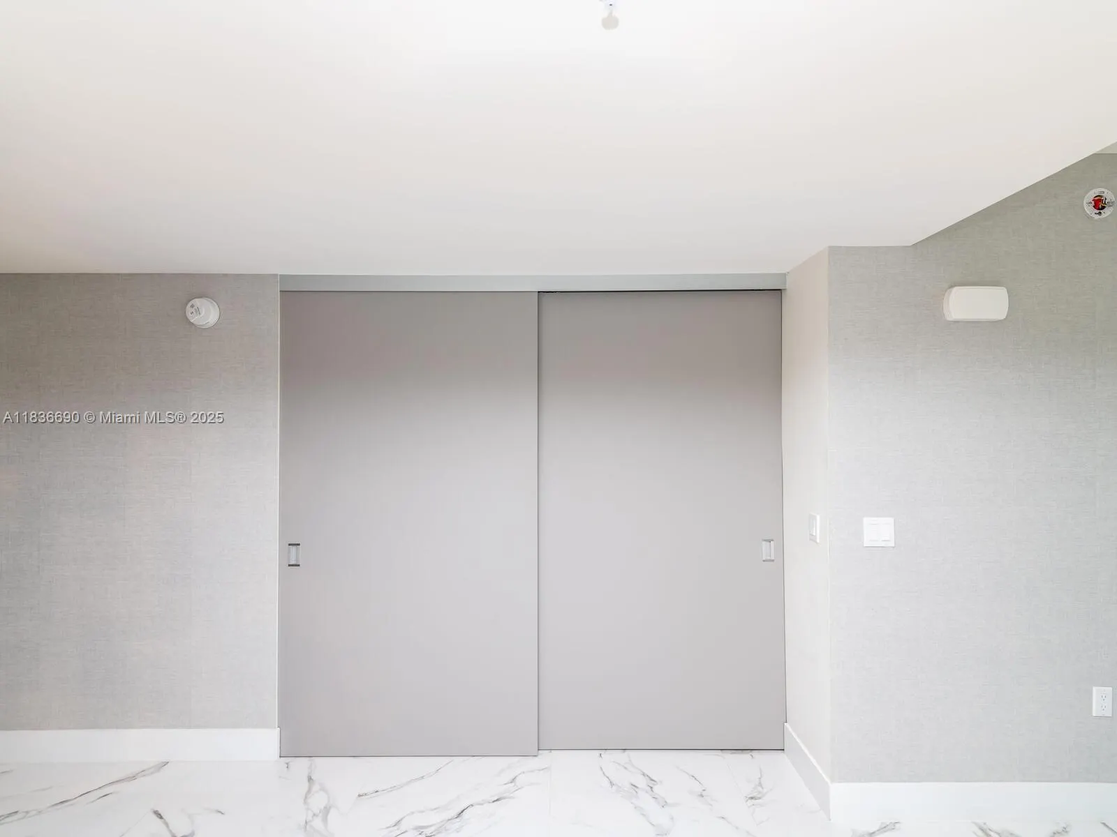 300 Sunny Isles Blvd, #5-1605