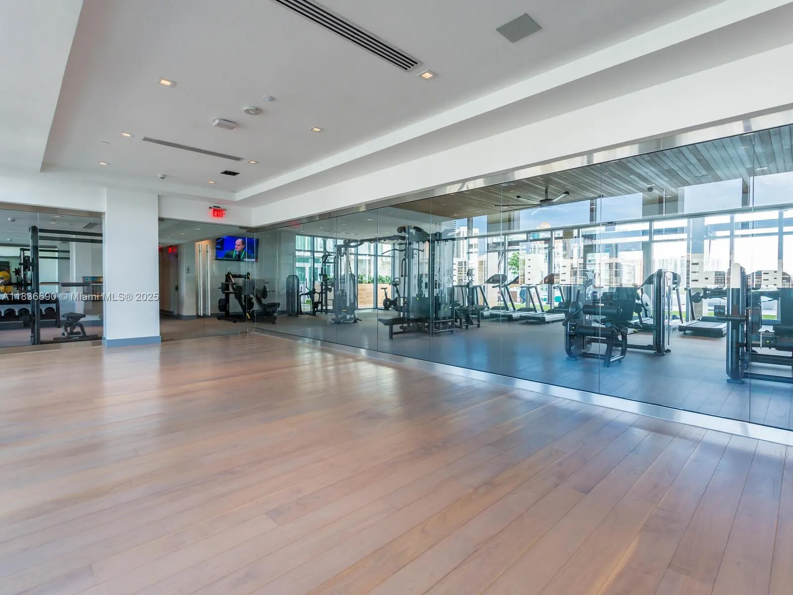 300 Sunny Isles Blvd, #5-1605