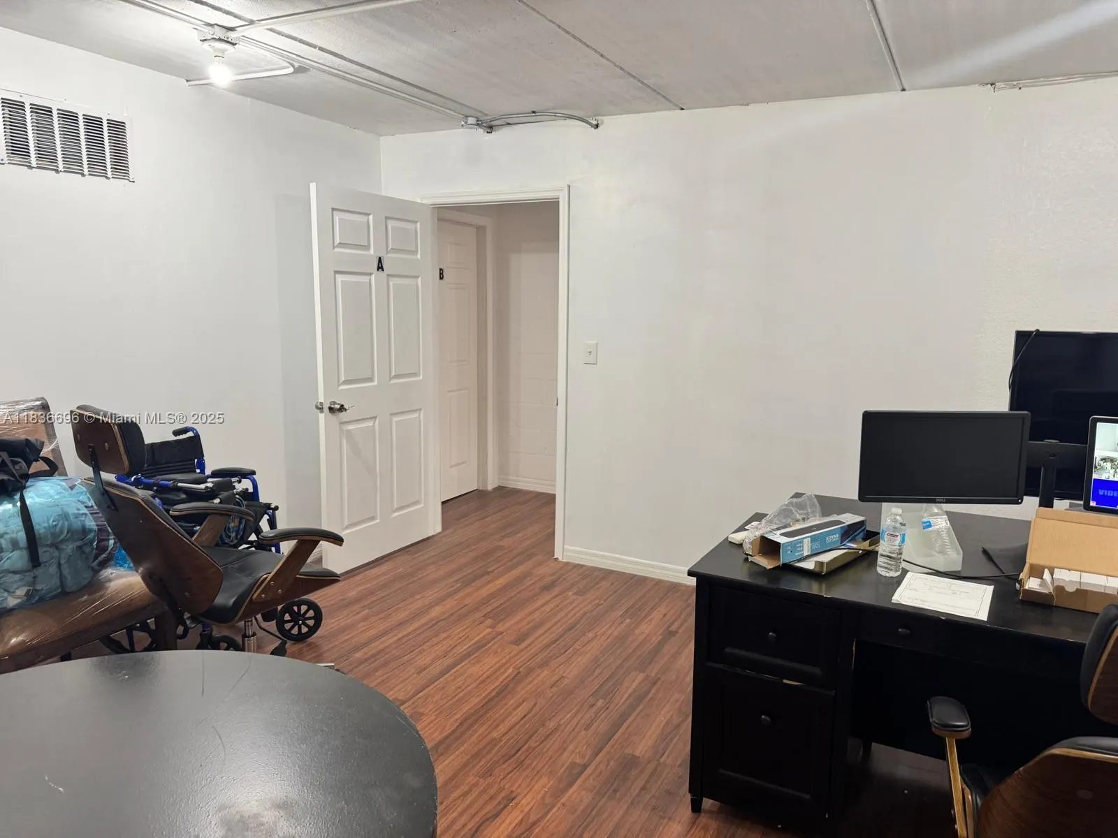 1773 Blount Rd, #305