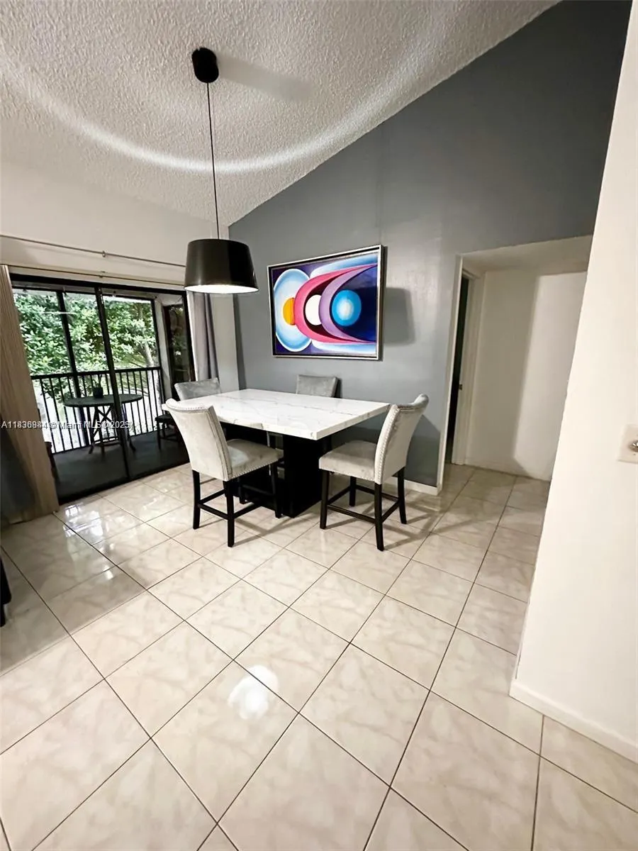 8082 NW 15th Mnr, #8082