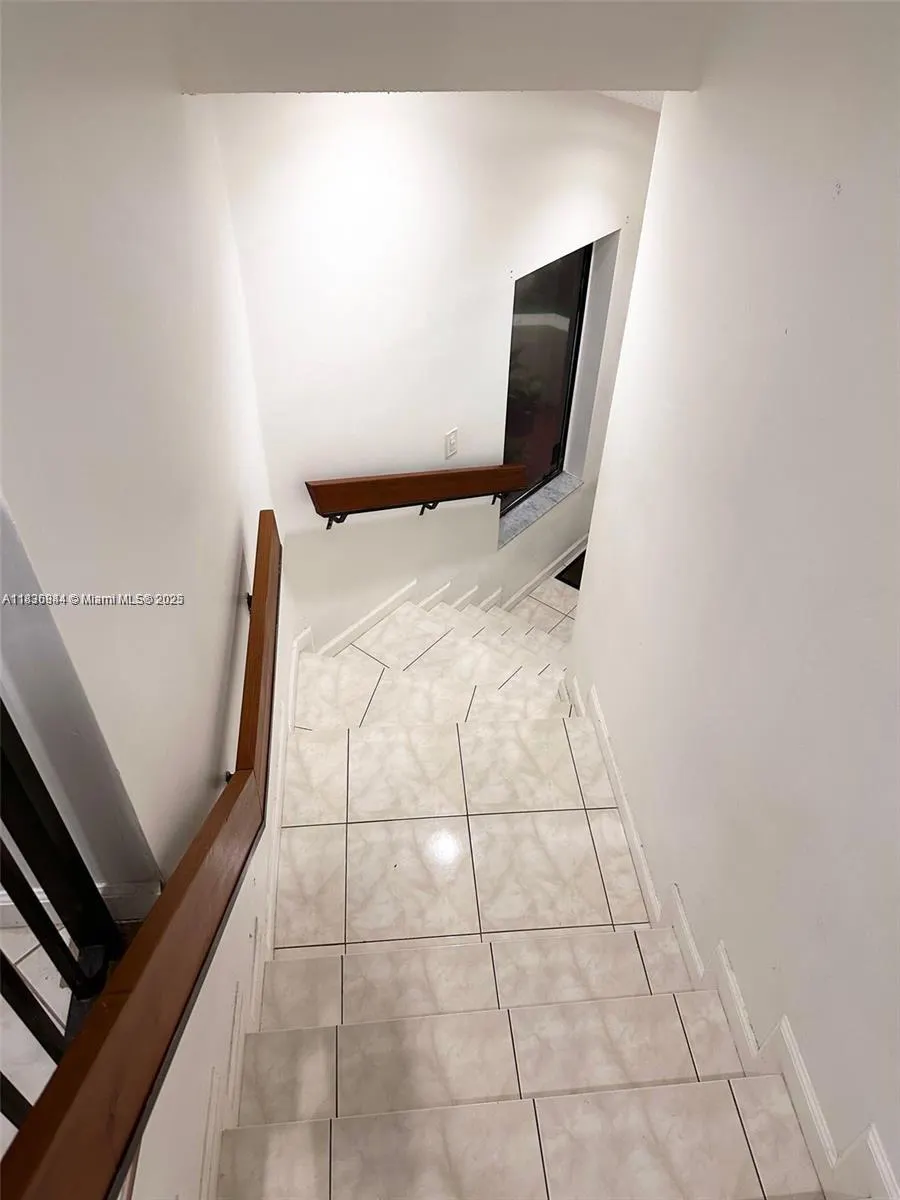 8082 NW 15th Mnr, #8082