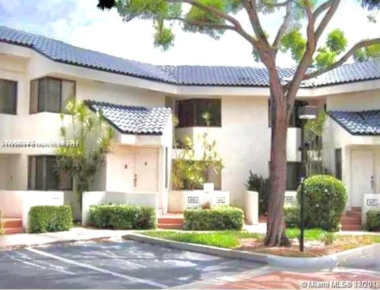 8082 NW 15th Mnr, #8082