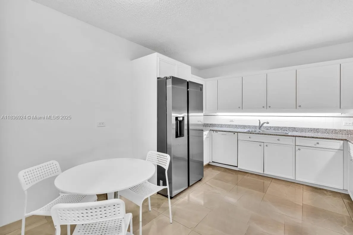 8855 E Collins Ave, #2F