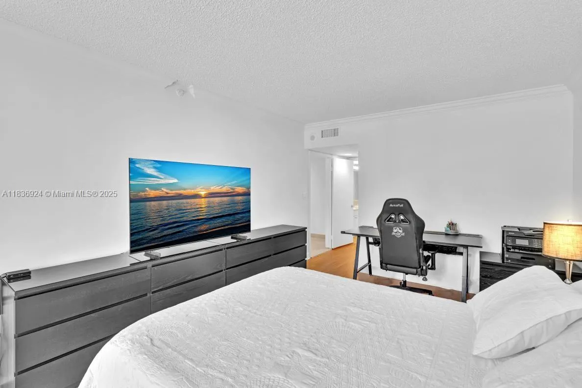 8855 E Collins Ave, #2F