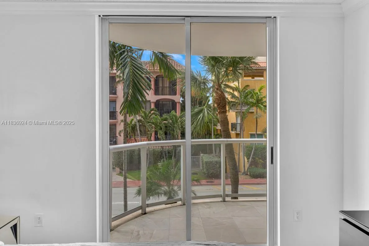 8855 E Collins Ave, #2F