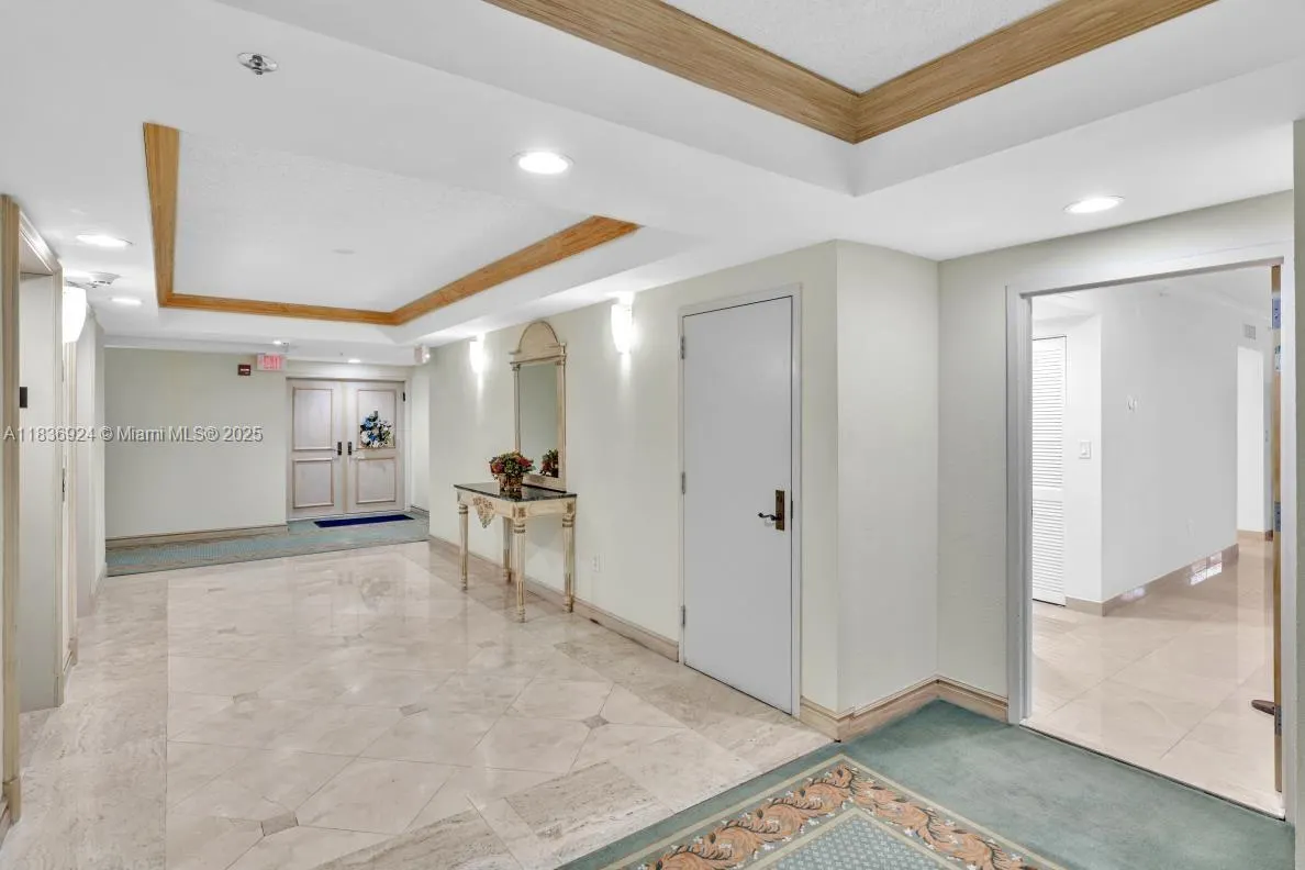 8855 E Collins Ave, #2F