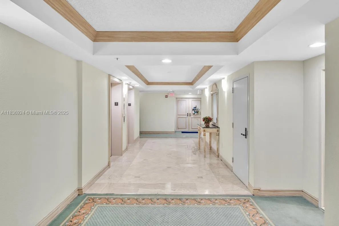 8855 E Collins Ave, #2F