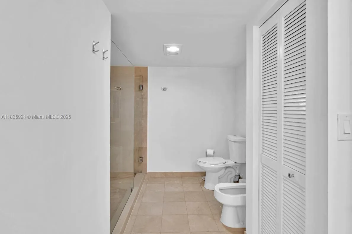 8855 E Collins Ave, #2F
