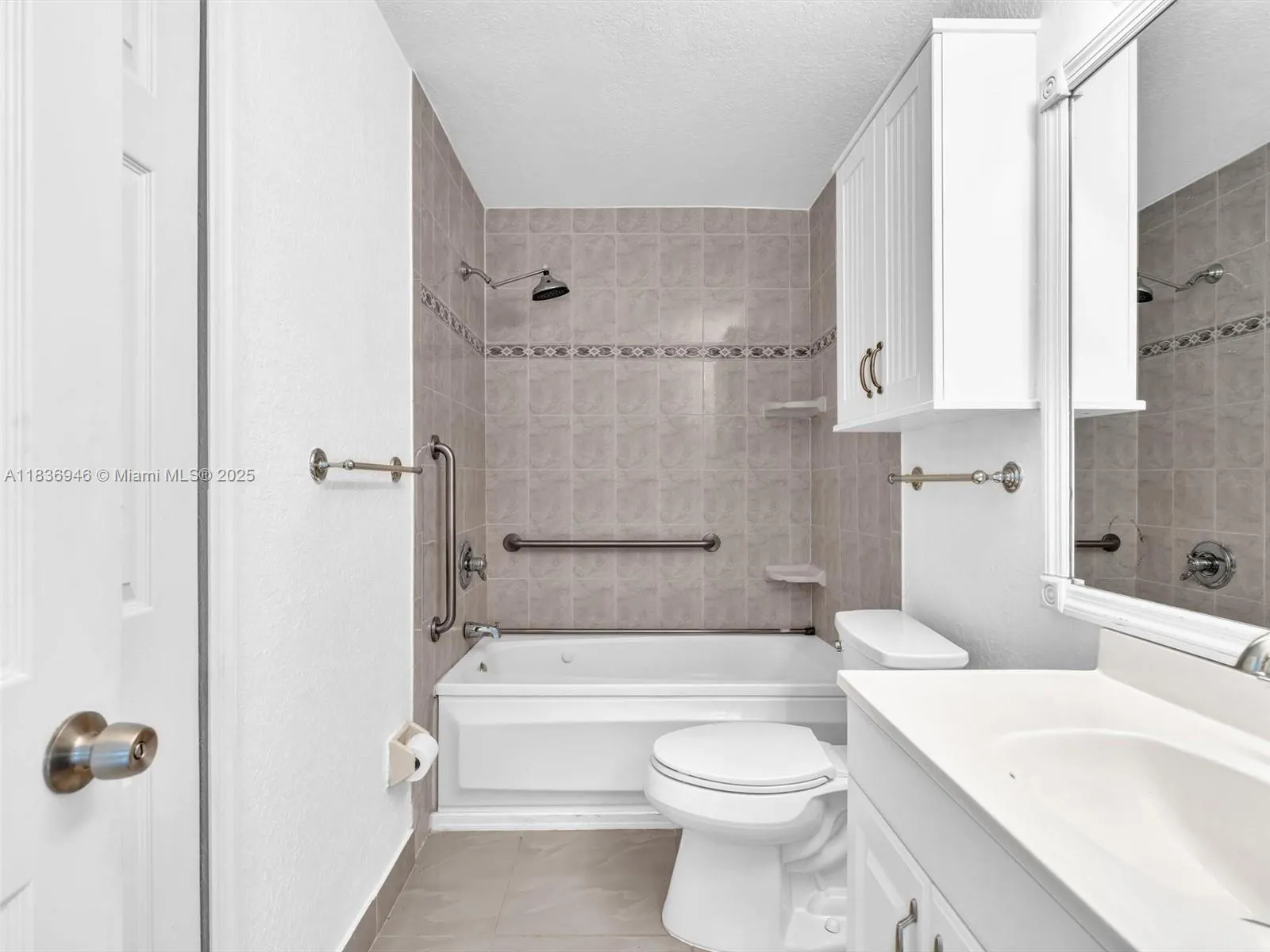 5201 SW 31st Ave, #112