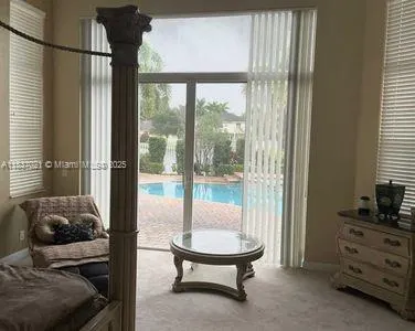 934 Gulfstream Ct
