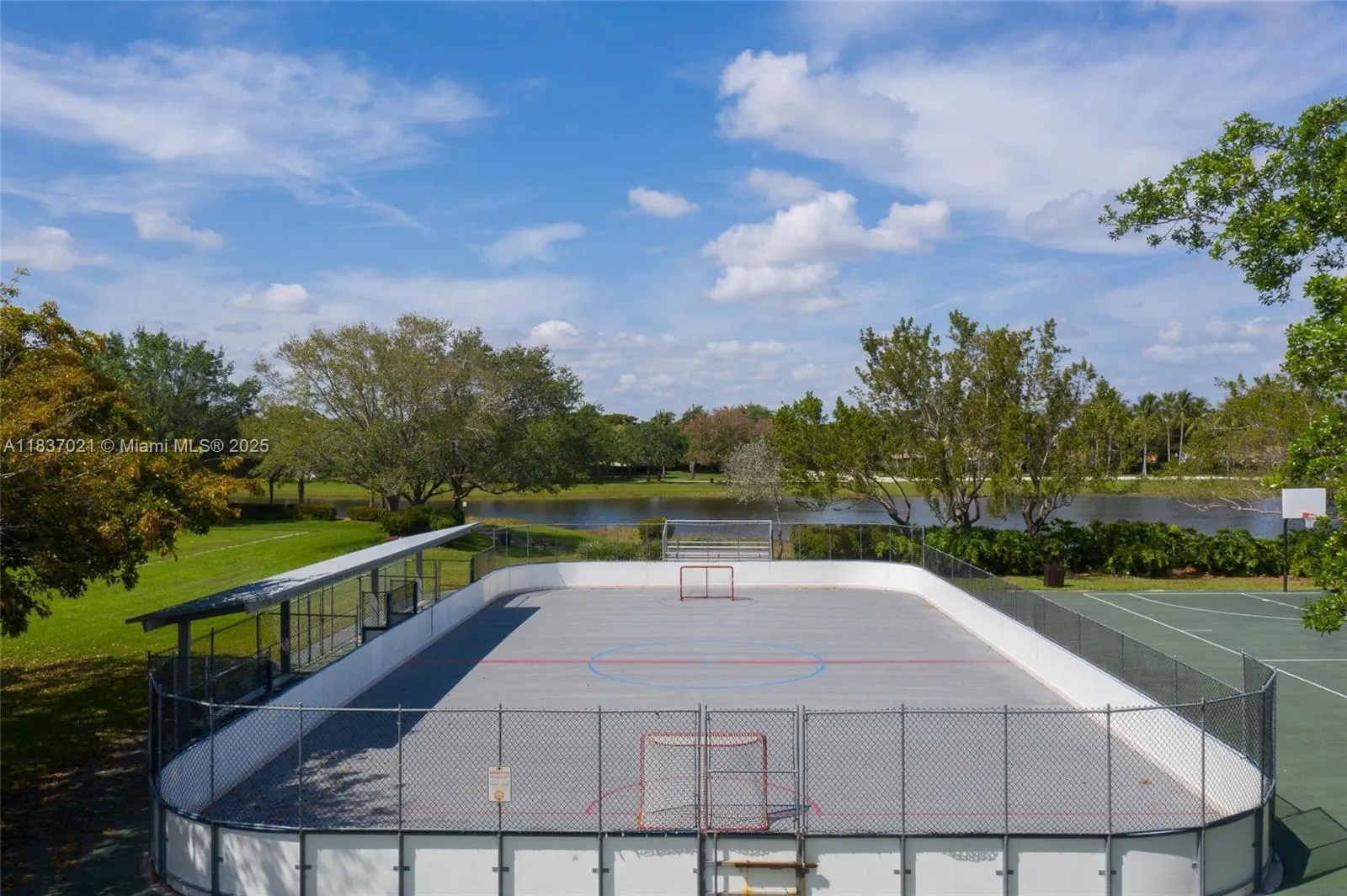 934 Gulfstream Ct