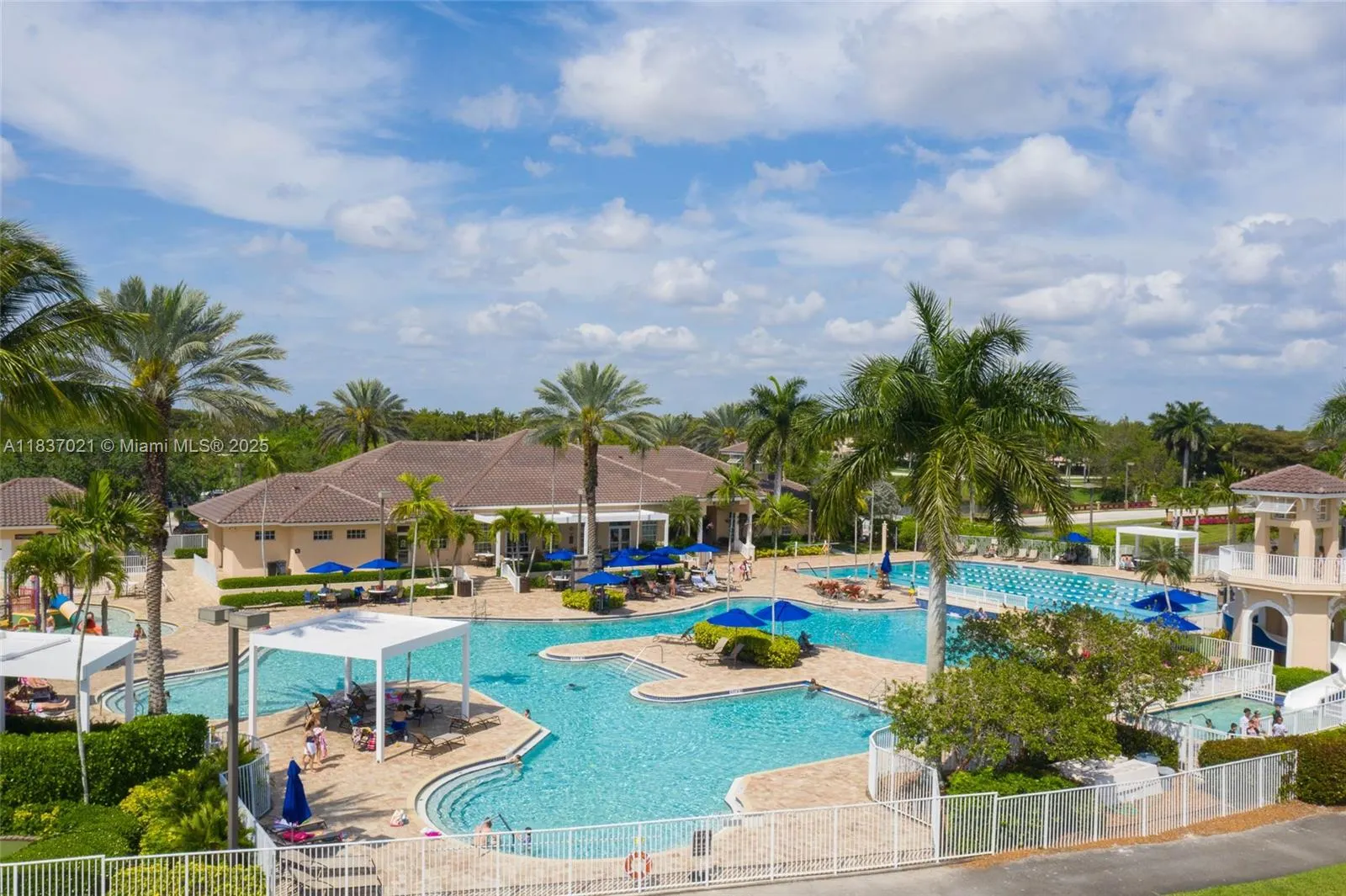 934 Gulfstream Ct