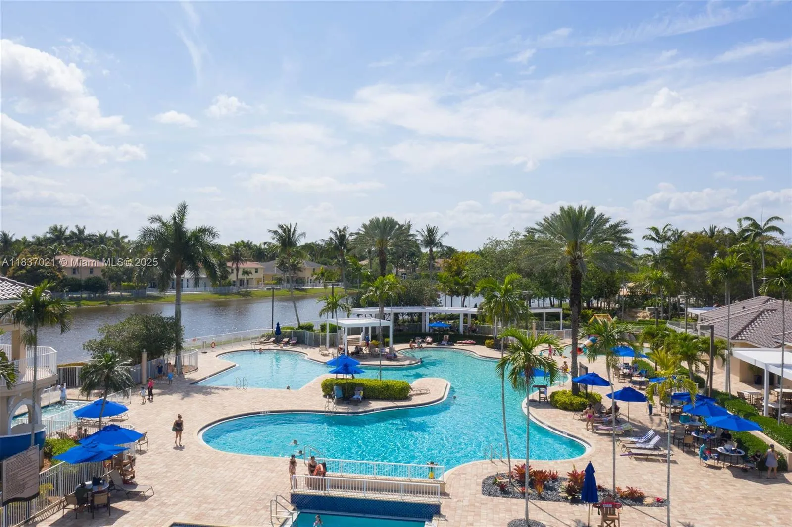 934 Gulfstream Ct