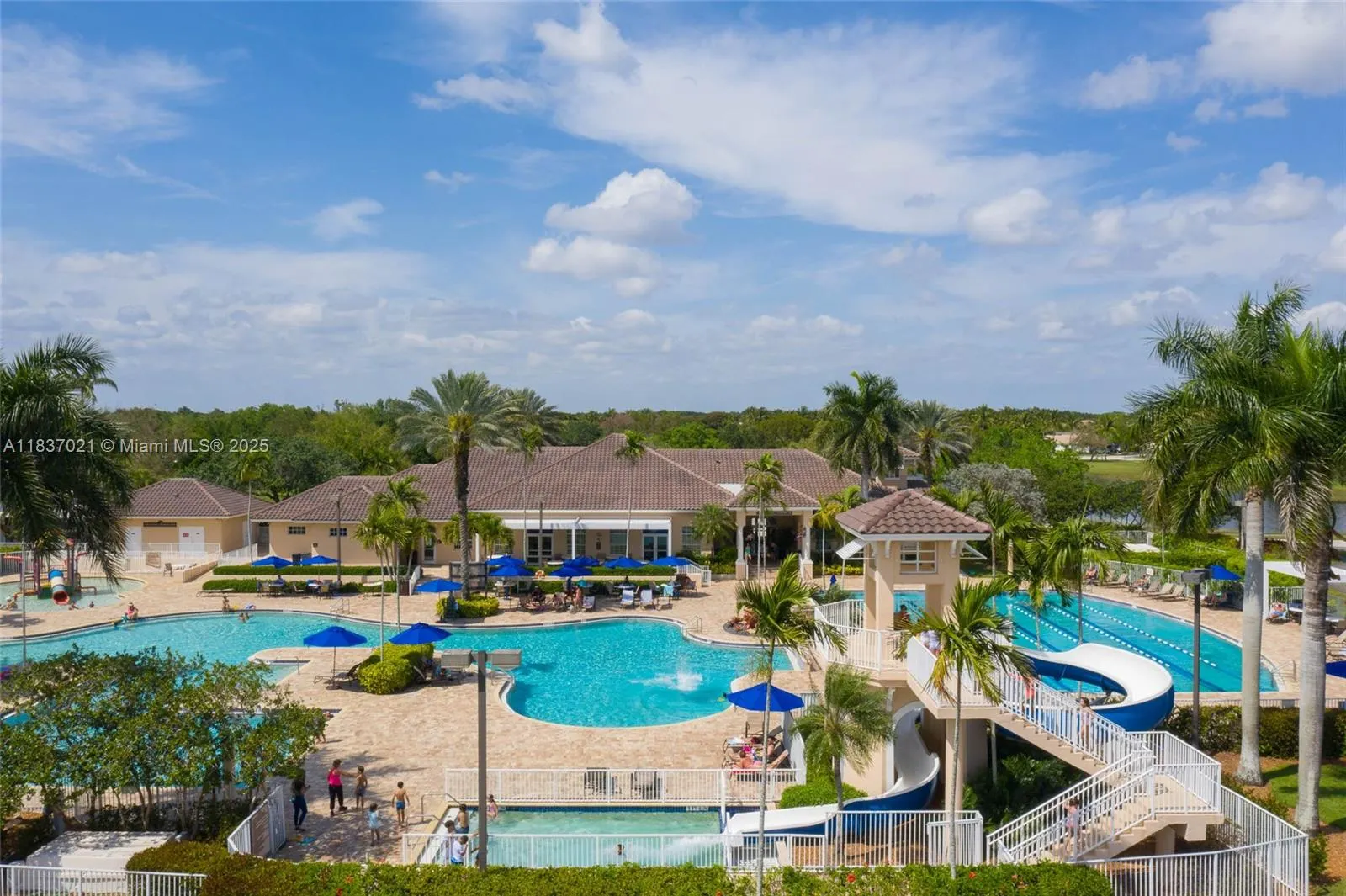 934 Gulfstream Ct