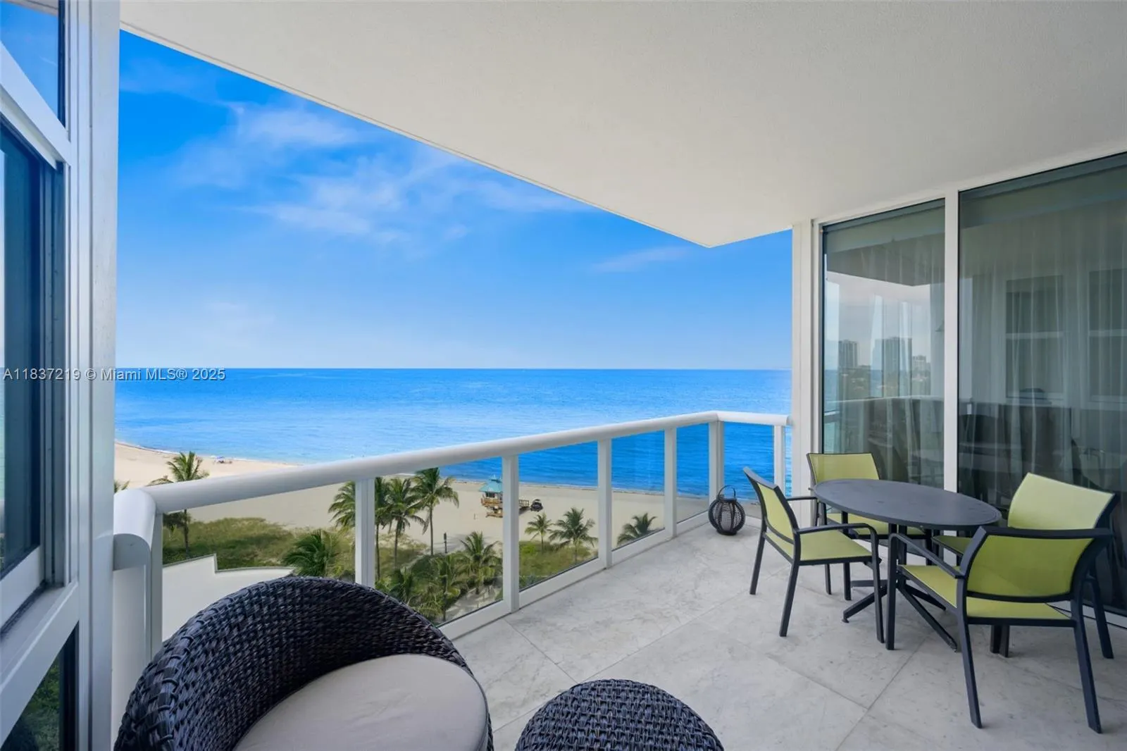 18201 Collins Ave, #1006
