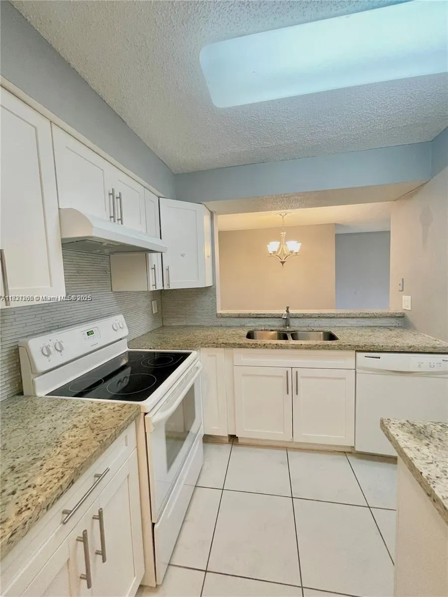 1231 SW 46th Ave, #507