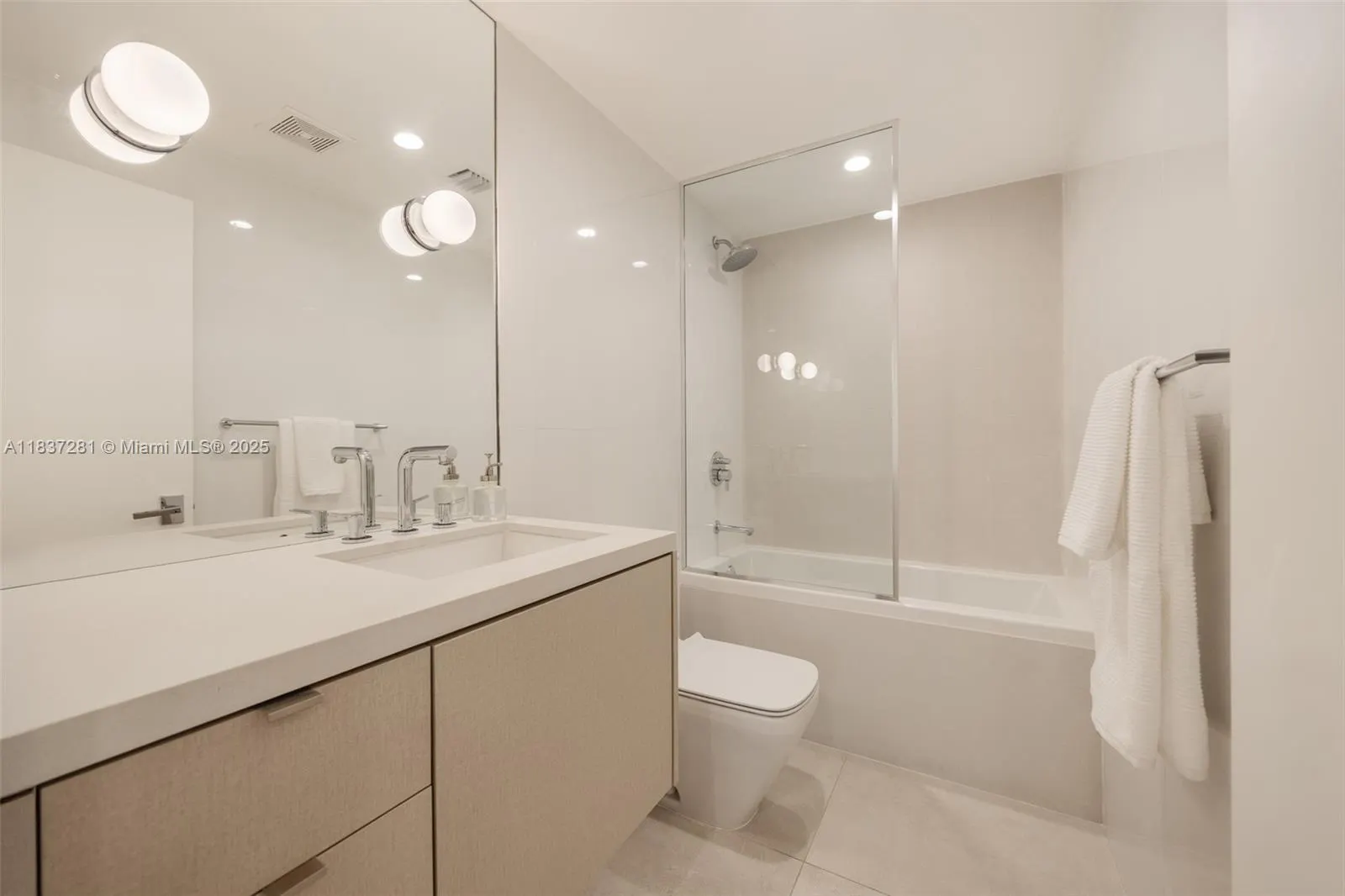 7045 SW 67th Ave, #40
