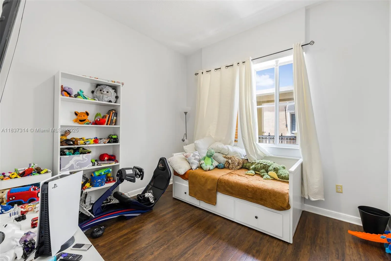 3055 NW 126th Ave, #303