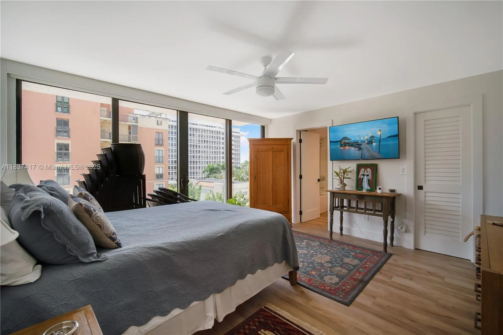 700 Coral Way, #4
