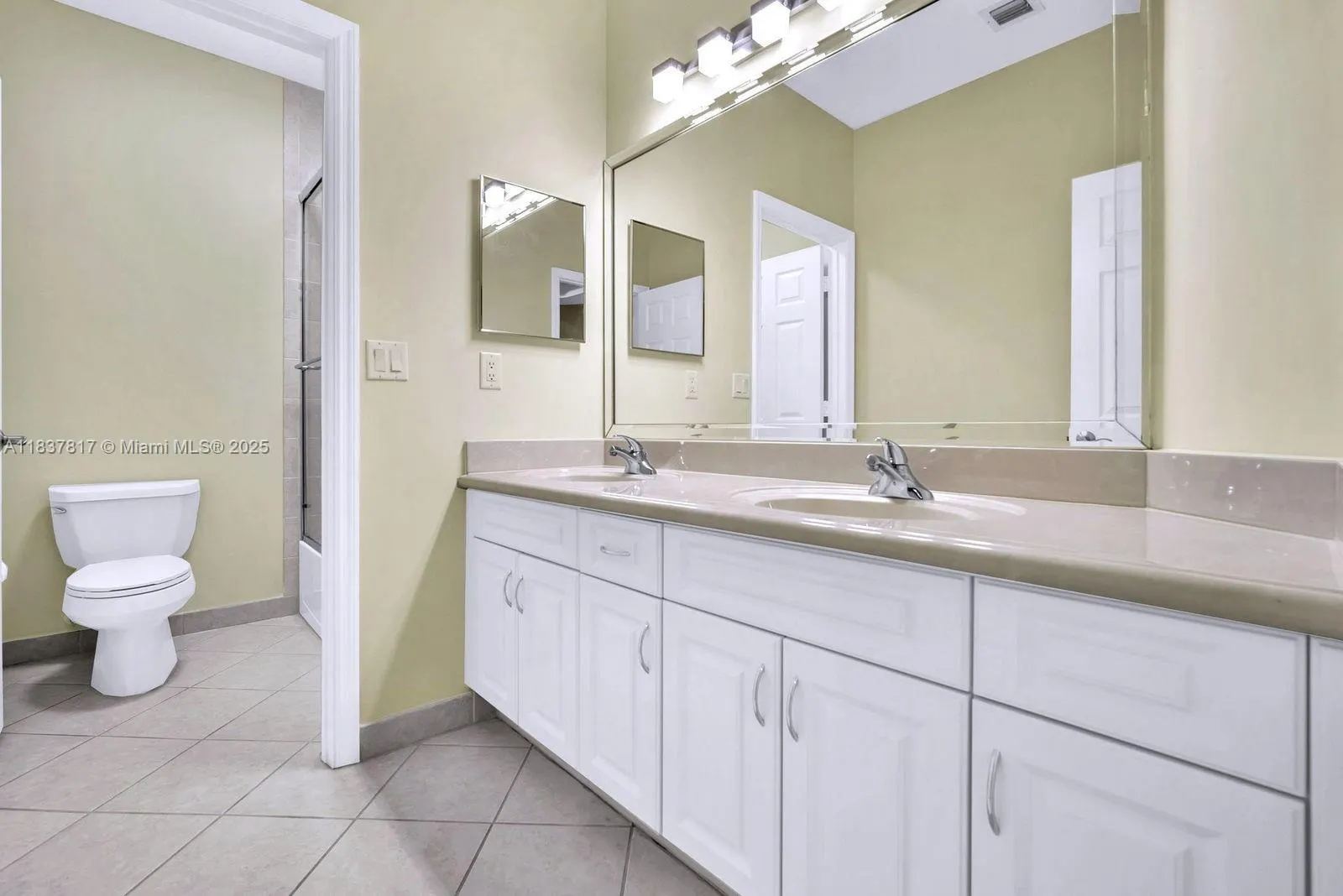 113 SW 128th Ave