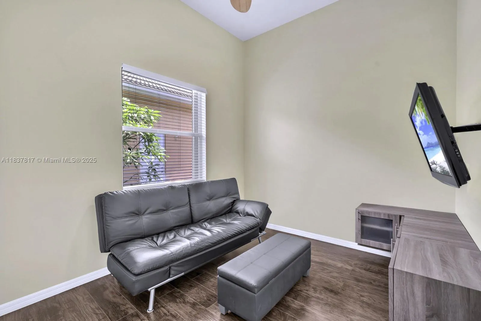113 SW 128th Ave
